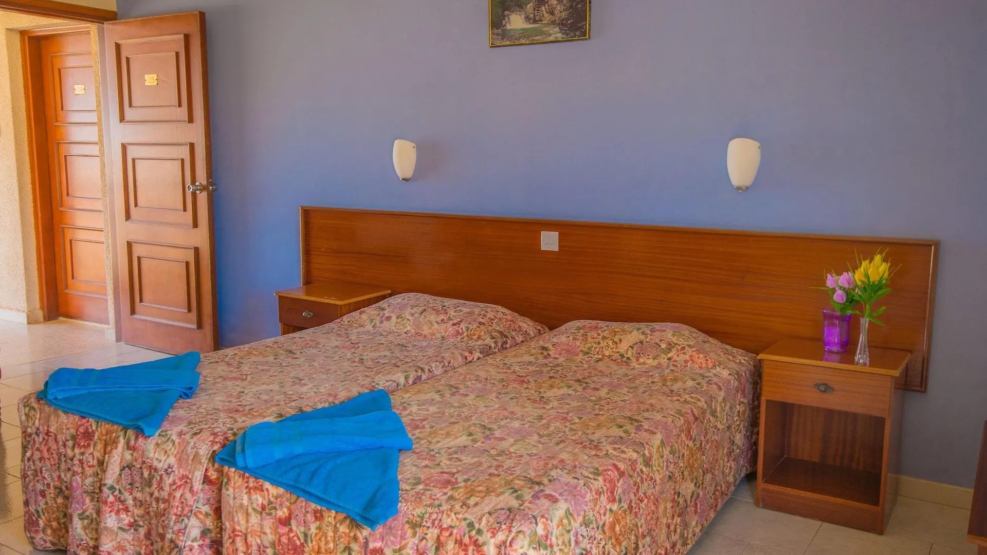 Windmills Hotel Apartments Protaras 3*,