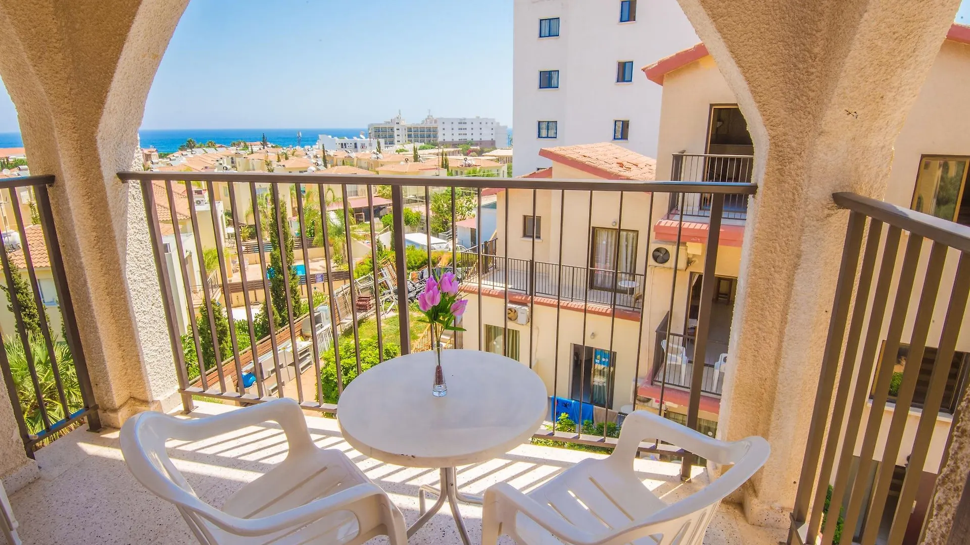 Windmills Hotel Apartments Protaras Aparthotel