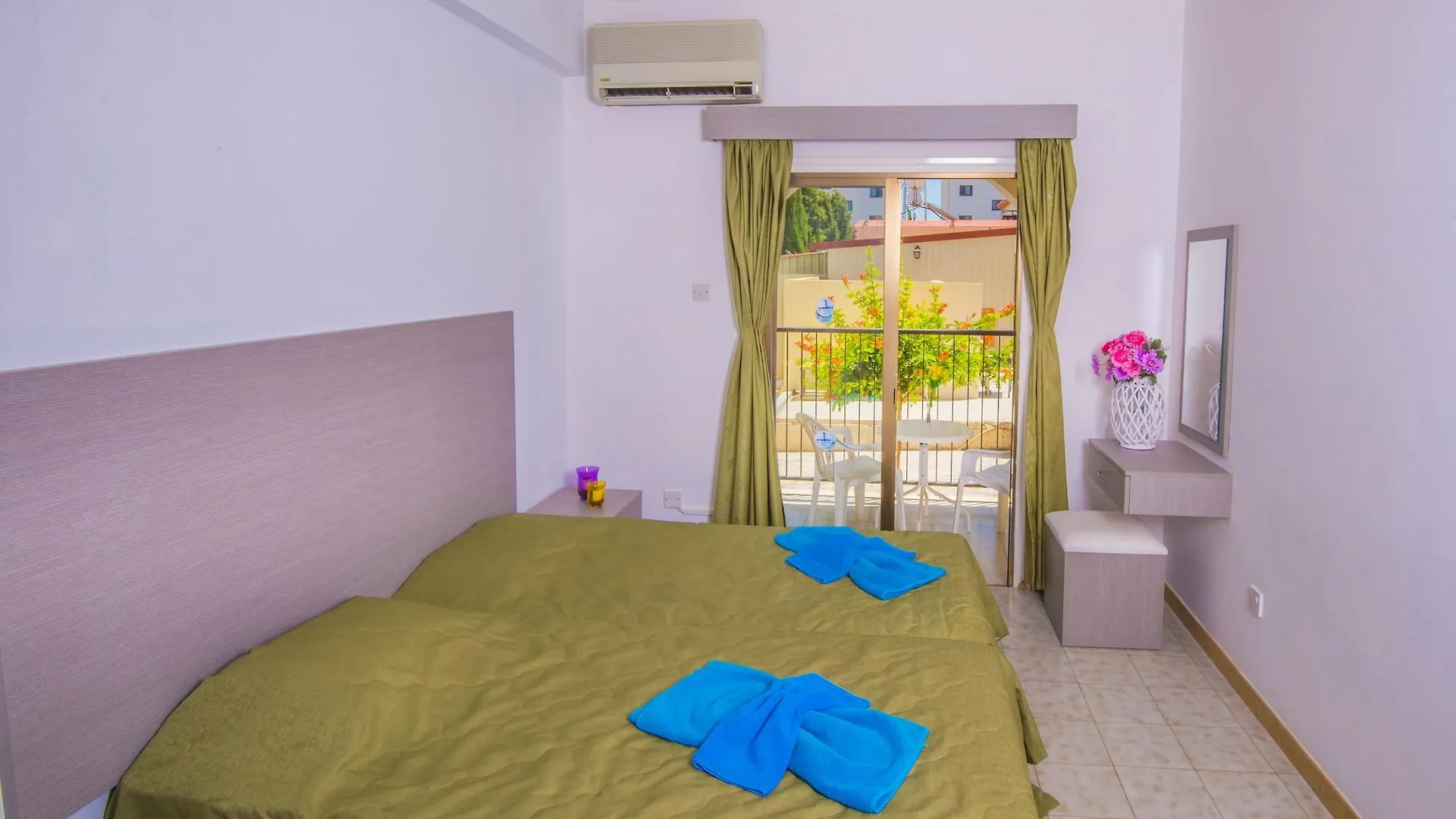 Windmills Hotel Apartments Protaras