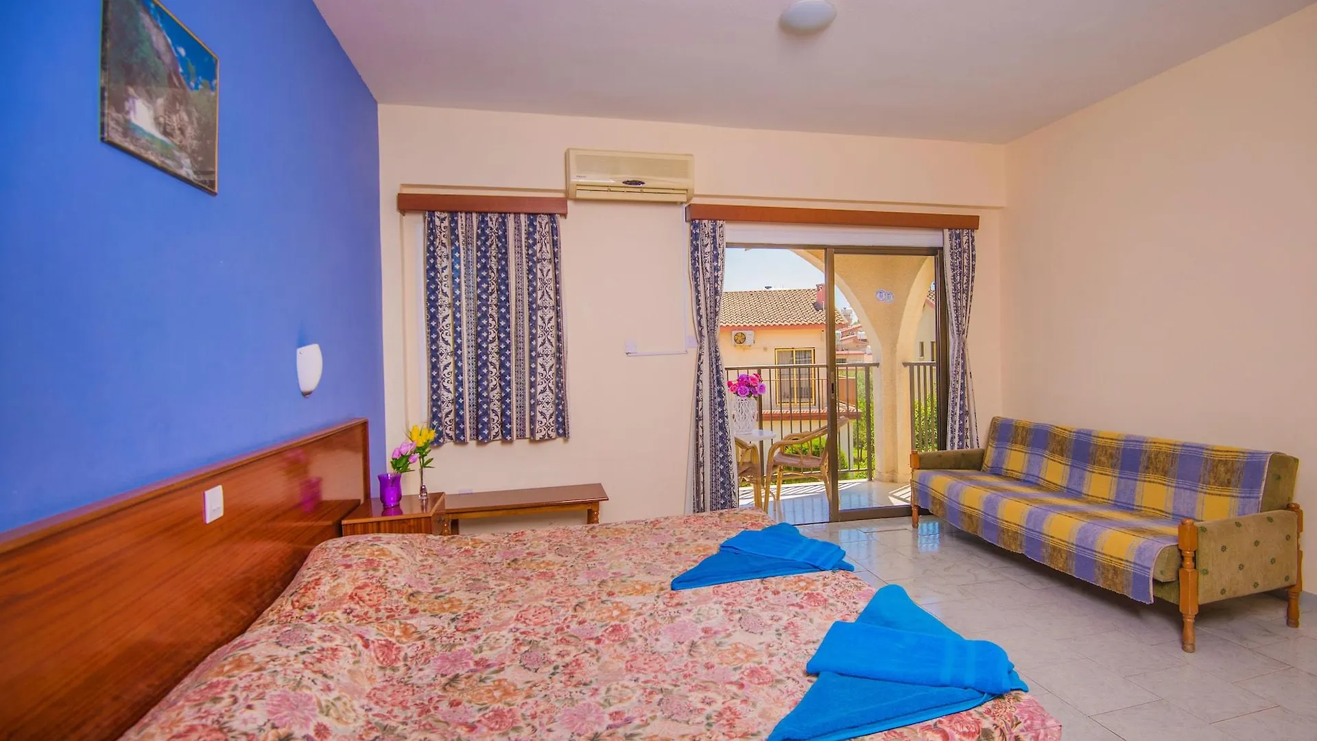 Windmills Hotel Apartments Protarász